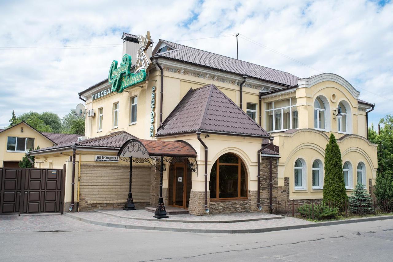 Restoran-Hotel Stariy Melnik Poltava Exterior foto